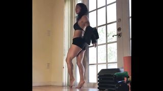 Carmen Amara Lewd Dance Patreon Video