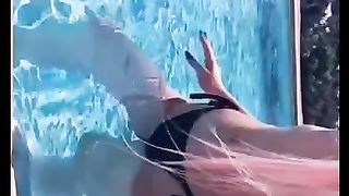 Belle Delphine Sexy Holiday Fun in the Pool Video