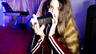 Luz ASMR 3DIO Ear Eating Video